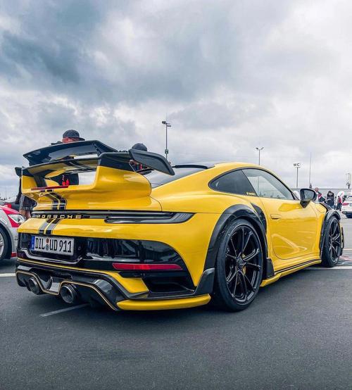 改装车灯违法吗?改装汽车大灯能过年检吗 改装车灯违法吗?改装汽车大灯能过年检吗