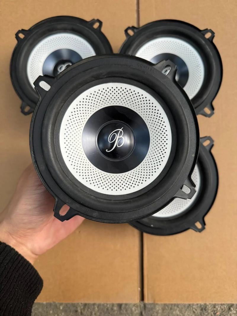 汽车音响百科隔音篇:汽车隔音的六位隔音 汽车音响百科隔音篇:汽车隔音的六位隔音